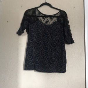 Lace floral flowy top